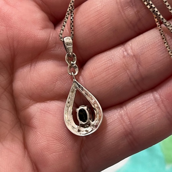 Chuck Clemency Emerald Sterling Silver 925 Pendant and Chain Necklace - Picture 4 of 7